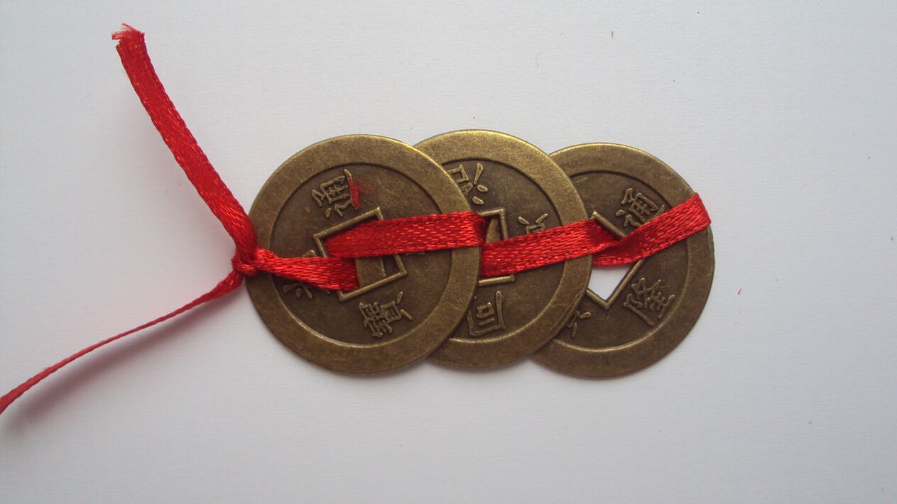 китайски монети за късмет